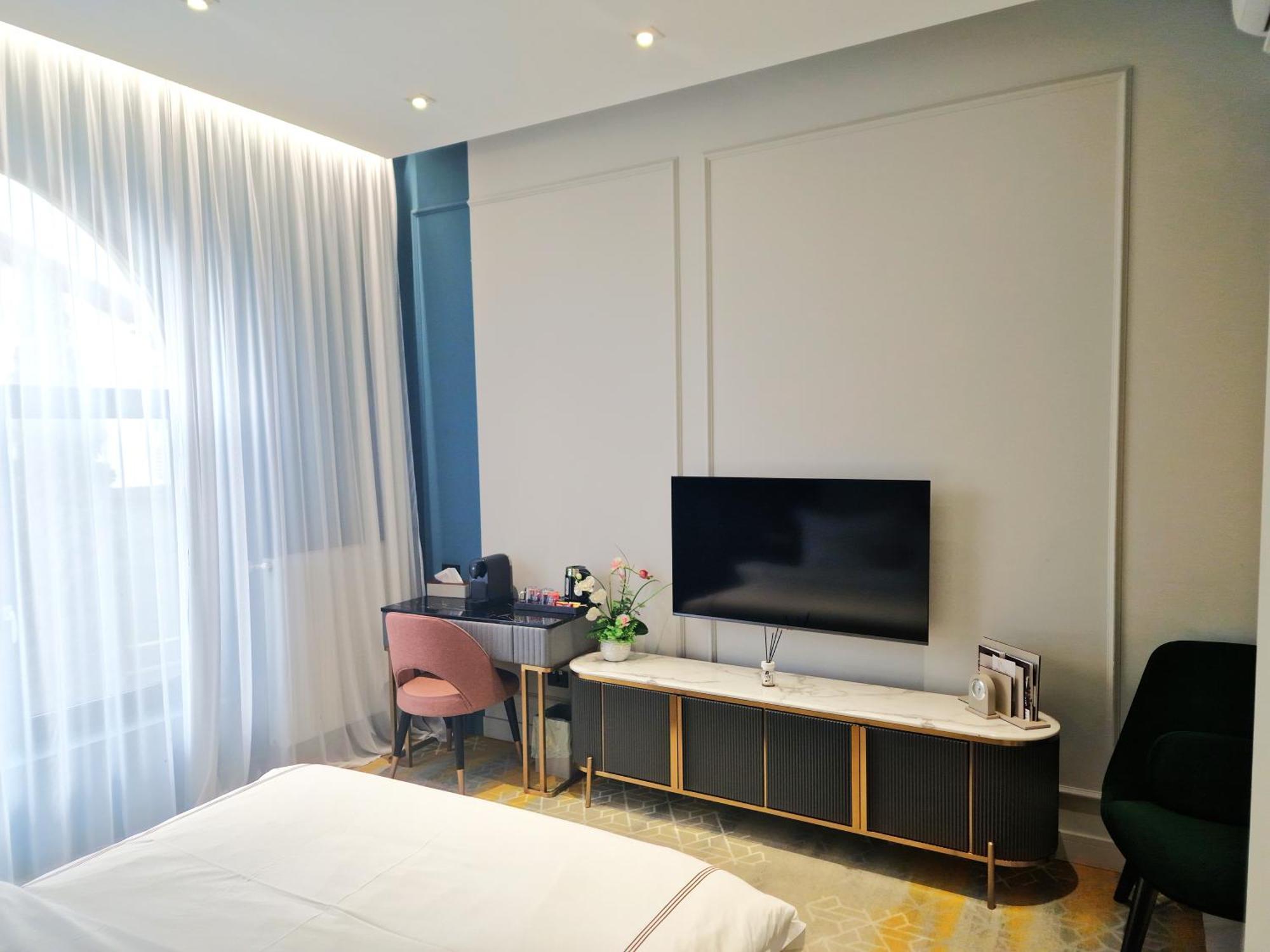 Arn Boutique 4* Focşani