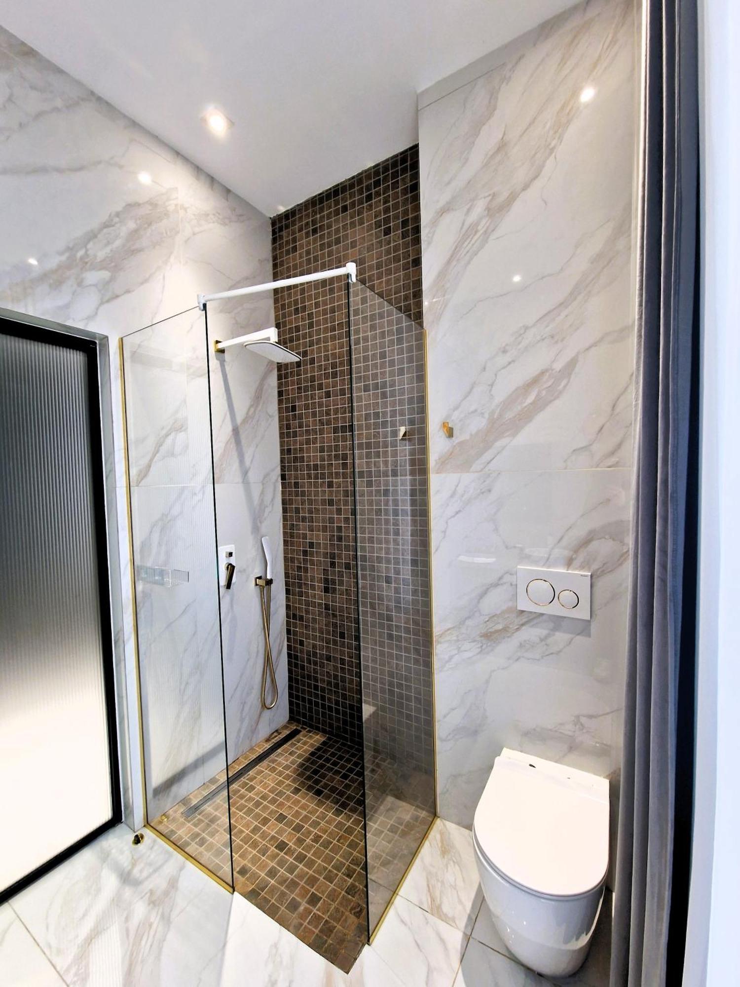 Arn Boutique 4*